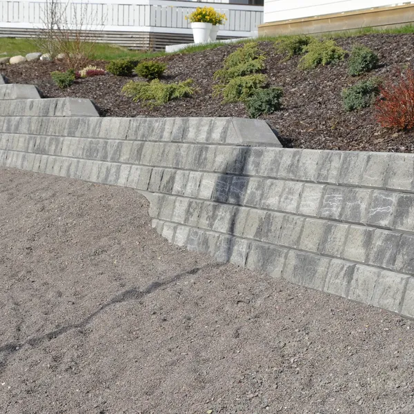 Mini Exclusive og Mini Grå Støttemur, grå støttemur, støttemur, mur, hagemur, betongmur, betongvegg